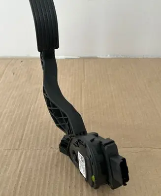 Peugeot 308 SW Accelerator throttle pedal 9671433780 5215477 30032010