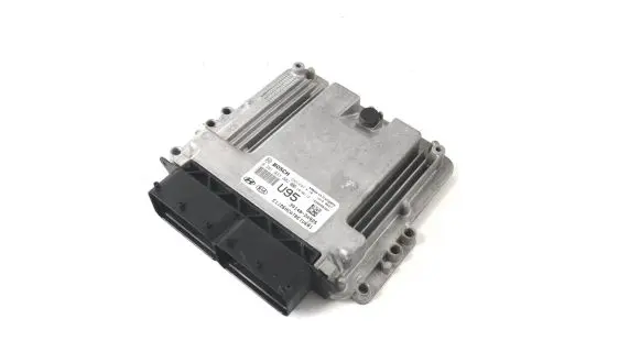 KIA Ceed Engine control unit/module 39402A925 0281033002