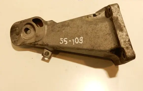 BMW 5 E60 E61 Engine mounting bracket 22116763218 6763218 55109