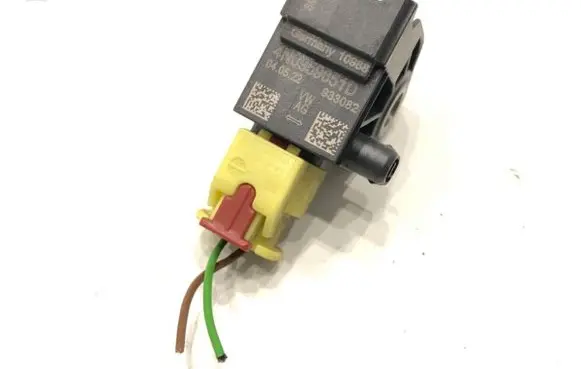 Audi A6 Allroad C8 Airbag deployment crash/impact sensor 4N0959651D