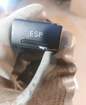 Audi A8 S8 D2 4D ESP (stability program) switch 4D0927134A 3102151