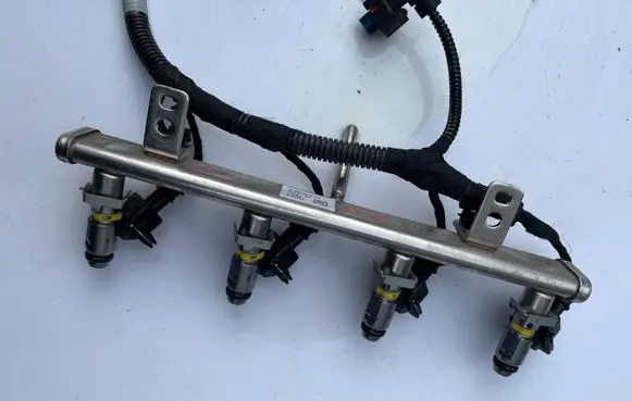 Fiat 500X Fuel main line pipe 55258684