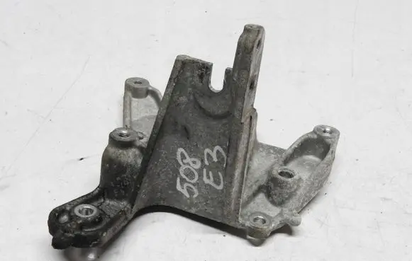Peugeot 508 Engine mounting bracket 9656392880