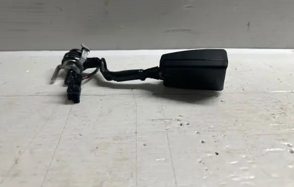 Ford Kuga II Rear seatbelt buckle 34142130