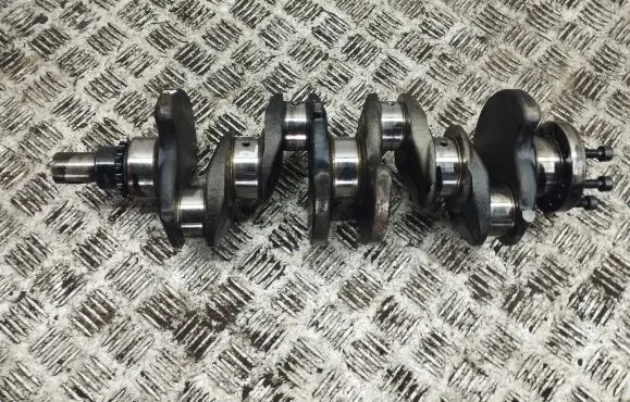 Ford C-MAX I Crankshaft 