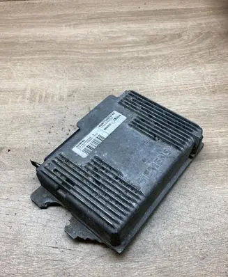 Renault Megane I Engine control unit/module ECU 7700875745 7700105980 S115300202A