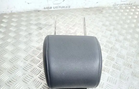 Mazda CX-7 Front seat headrest 