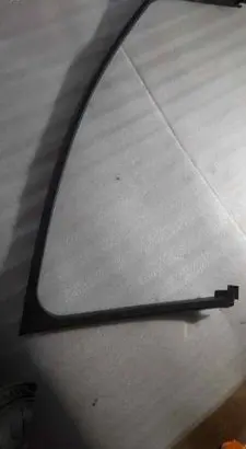 Nissan Leaf II (ZE1) Rubber seal front coupe door 