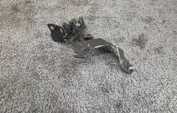 Renault Captur II Other engine bay part 497308760R