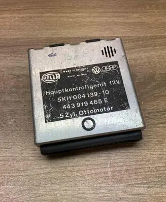 Audi 100 200 5000 C3 Engine control unit/module ECU 443919465E 5KH004139