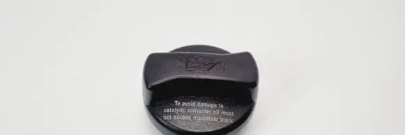 Volkswagen Polo III 6N 6N2 6NF Oil filler cap 026103485A