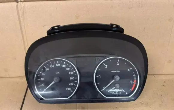 BMW 1 E81 E87 Speedometer (instrument cluster) 9141475