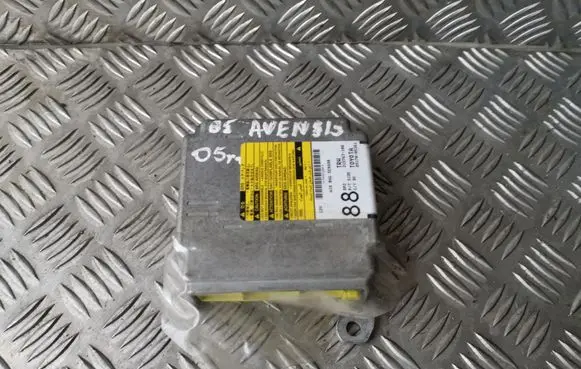 Toyota Avensis T250 Airbag control unit/module 8917005161 215767106