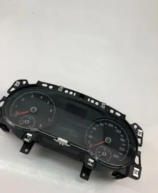 Volkswagen Golf VII Speedometer (instrument cluster) 5G1920740B