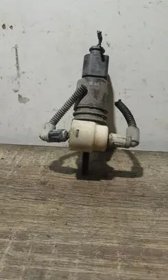 Skoda Fabia Mk2 (5J) Windscreen/windshield washer pump