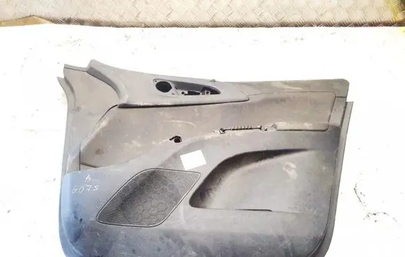 Opel Meriva B Front door card panel trim 466229783 005988