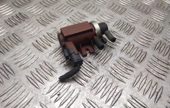 Volvo C30 Turbo solenoid valve 9652570180
