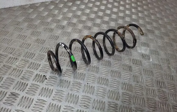 Audi A4 S4 B5 8D Rear coil spring