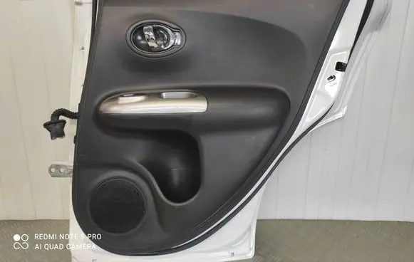 Nissan Juke I F15 Rear door card panel trim BOCZEKTYLNYPRAWY TWOJEAUTO882182990 NISSANJUKEF15