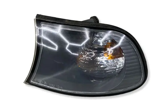 BMW 3 E46 Front indicator light 0311330005 090322