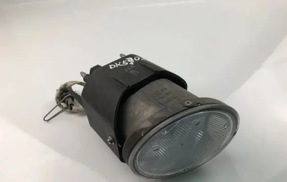 Nissan X-Trail T30 Front fog light 21891030
