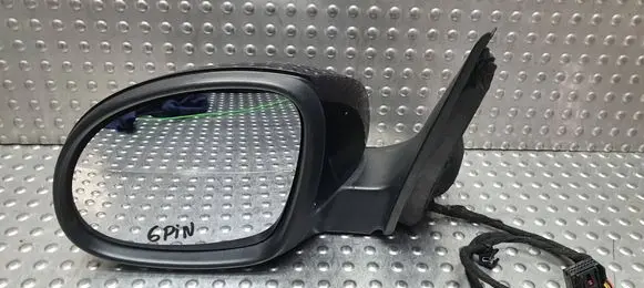 Volkswagen Tiguan Front door electric wing mirror S25145300