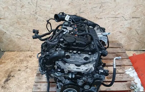 Peugeot 2008 II Engine 9812003880