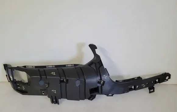 BMW X3 G01 Front bumper mounting bracket 8081896