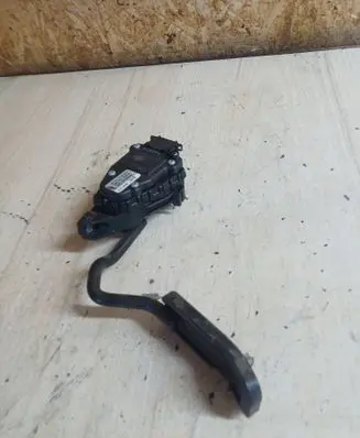 Volkswagen Sharan Accelerator throttle pedal 7M3721603D YM219F836AB