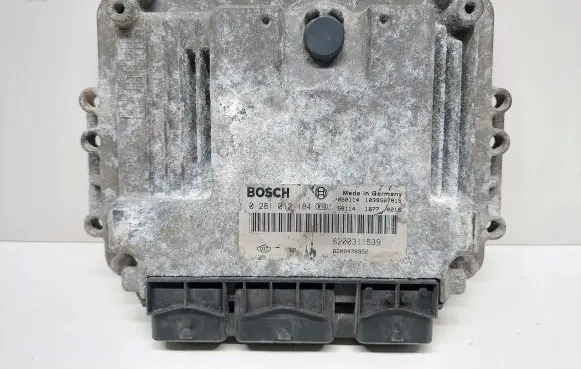Opel Movano A Engine control unit/module 0281012184