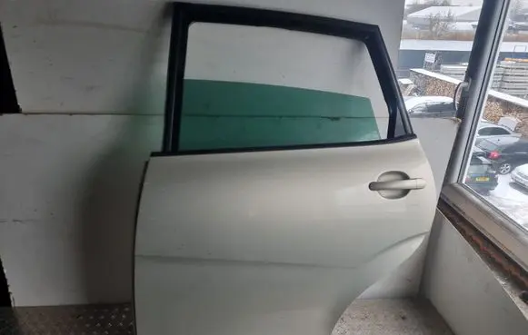 Rear door