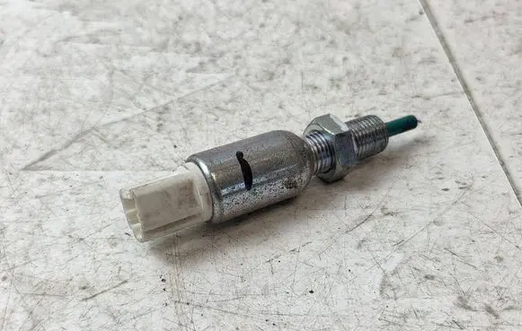 Honda CR-V Clutch pedal sensor 