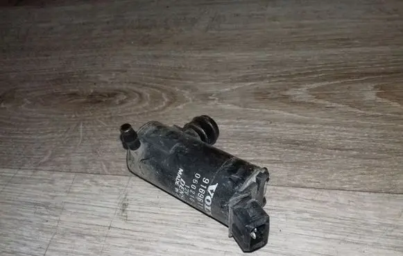 Volvo V70 Windscreen/windshield washer pump 0602103950 9169611