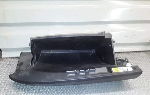 Mitsubishi Outlander Glove box 8006A022