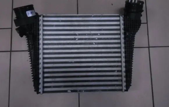 Porsche Macan (95B) Intercooler radiator 95B145803C