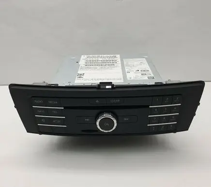 Mercedes-Benz GLE (W166 - C292) Radio/CD/DVD/GPS head unit A1669000621
