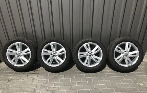 Seat Arona R17 alloy rim 6F9601025E