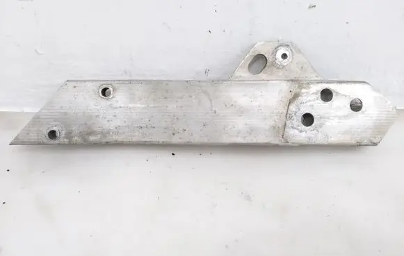 Radiator support slam panel bracket