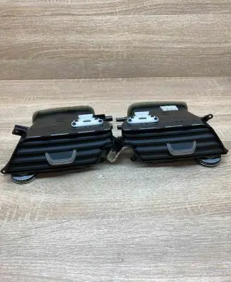 BMW 7 G11 G12 Dash center air vent grill 9329955 9329954