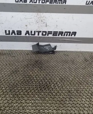 Ford Focus Intercooler air guide/duct channel BM518327AA