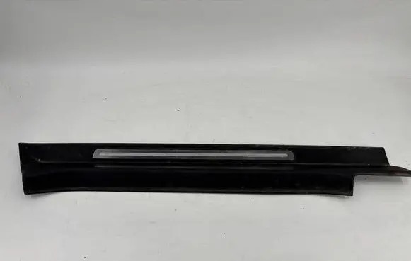 Front sill trim cover