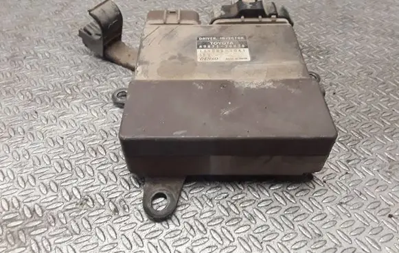 Toyota RAV 4 (XA20) Fuel injection control unit/module 8987120030 1310001041
