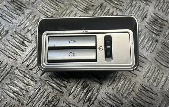 Jaguar XF X250 Tailgate/trunk/boot open switch 8X2311654AB