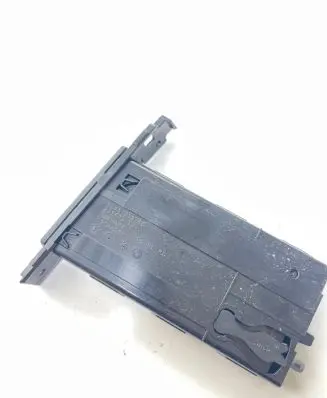 BMW 3 E90 E91 Cup holder 22167210 7127463