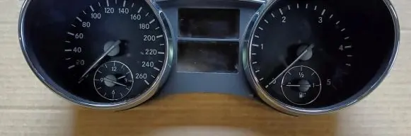 Mercedes-Benz R W251 Speedometer (instrument cluster)