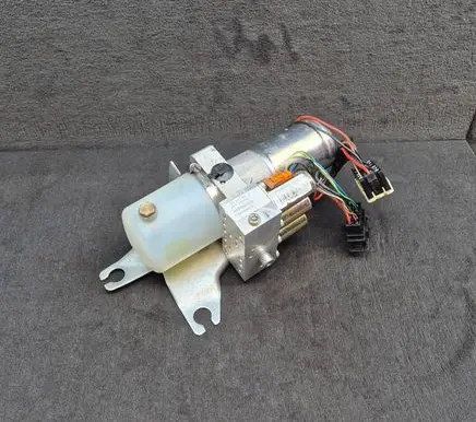 Audi A4 S4 B7 8E 8H Convertible roof main ram cylinder 8H0871611A 8H0871611 8H0871611B
