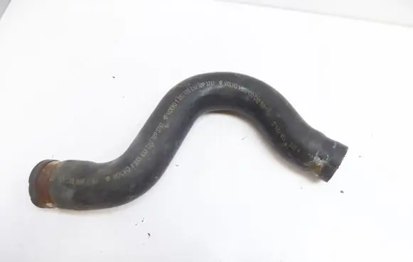 Volvo S70 V70 V70 XC Engine coolant pipe/hose 1335433