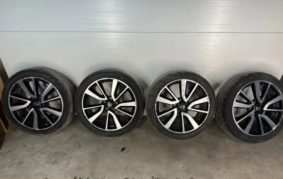 R19 alloy rim