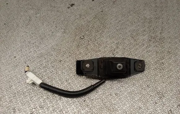 Lexus IS 220D-250-350 Reversing camera 8679053010