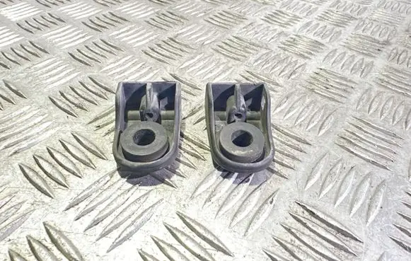 Citroen Xsara Picasso Radiator mount bracket 9628677880